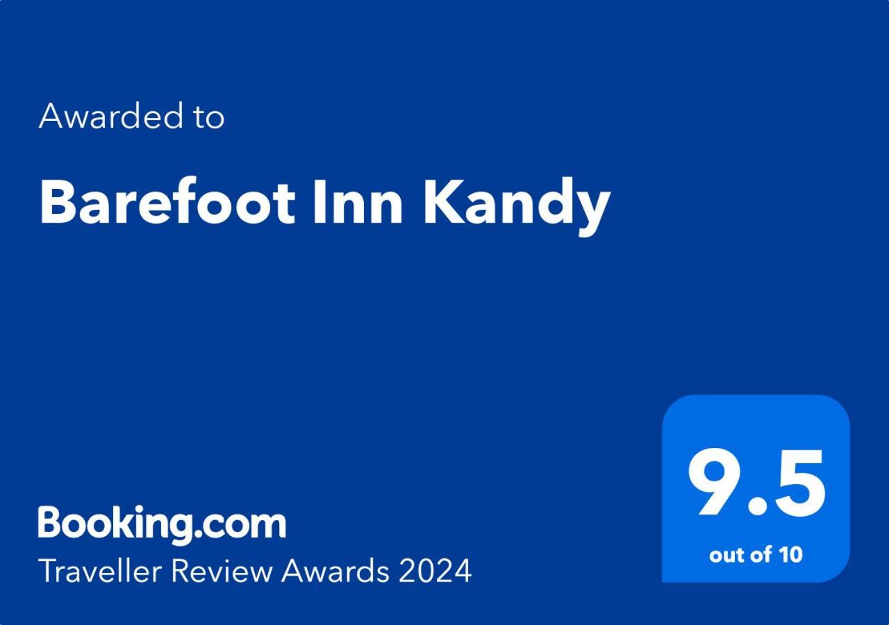 Barefoot Inn Канди Экстерьер фото